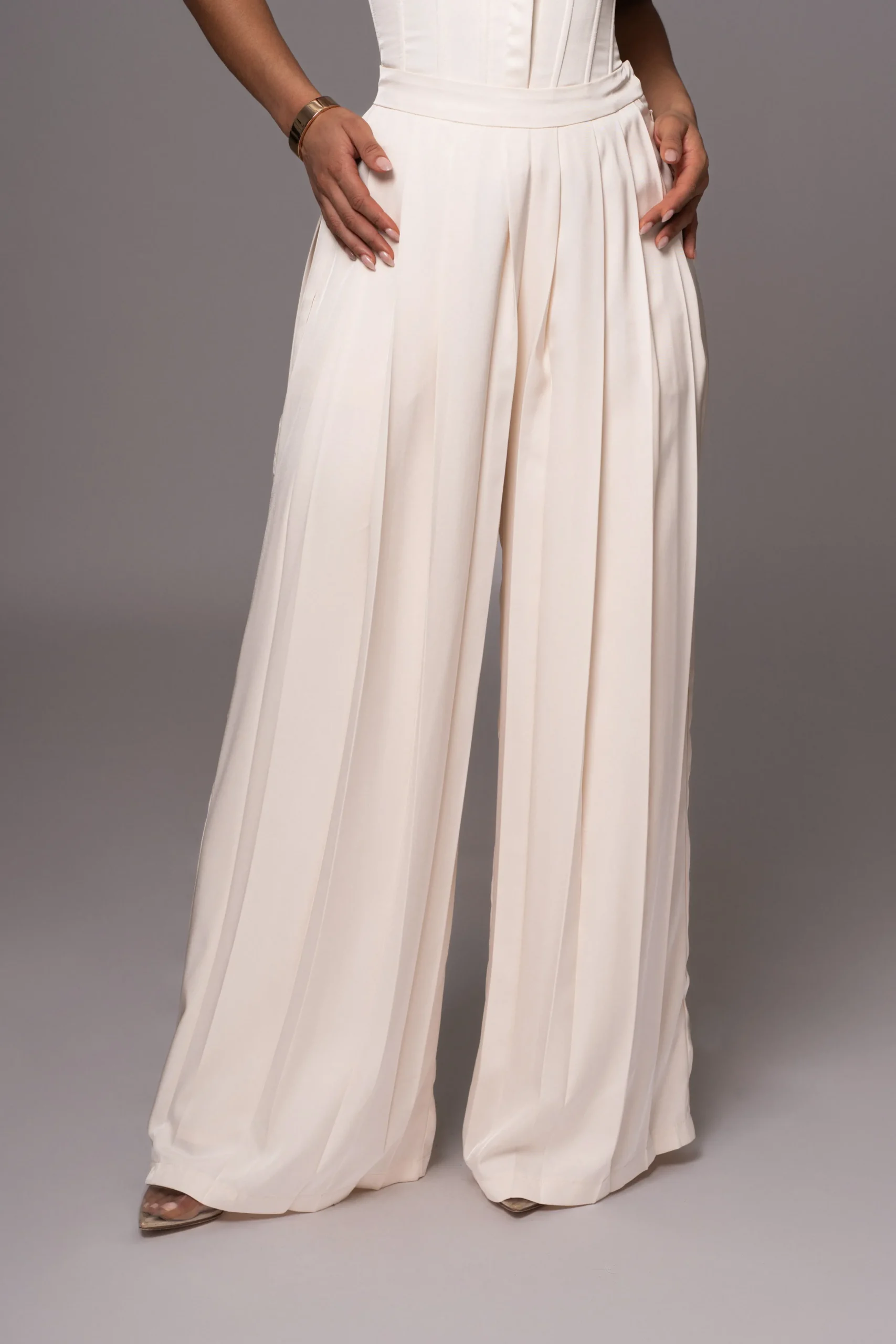 Buttercream Clara Wide Leg Pleated Trousers*JLUXLABEL Outlet