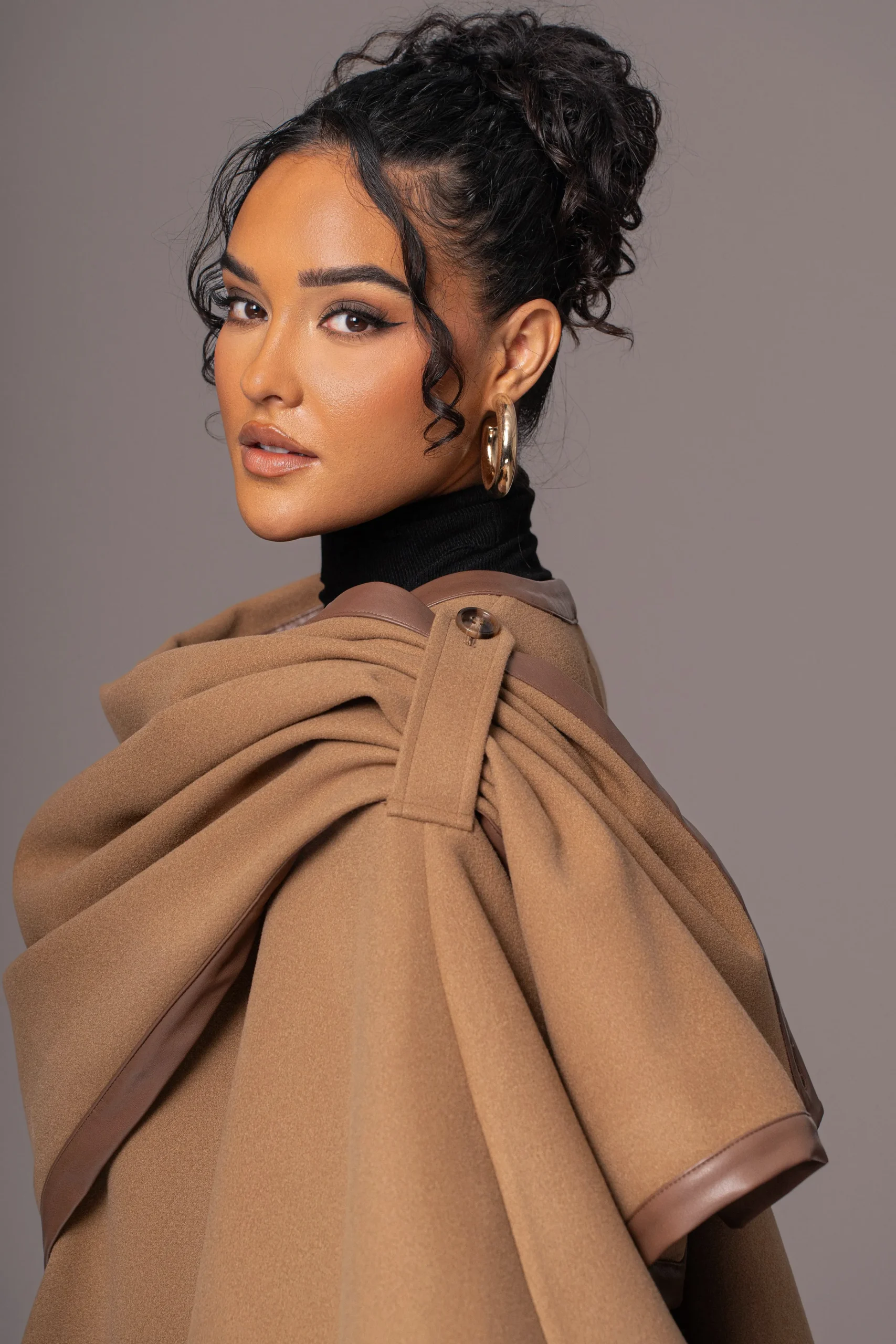 Camel Felt And Faux Leather Shawl*JLUXLABEL Online