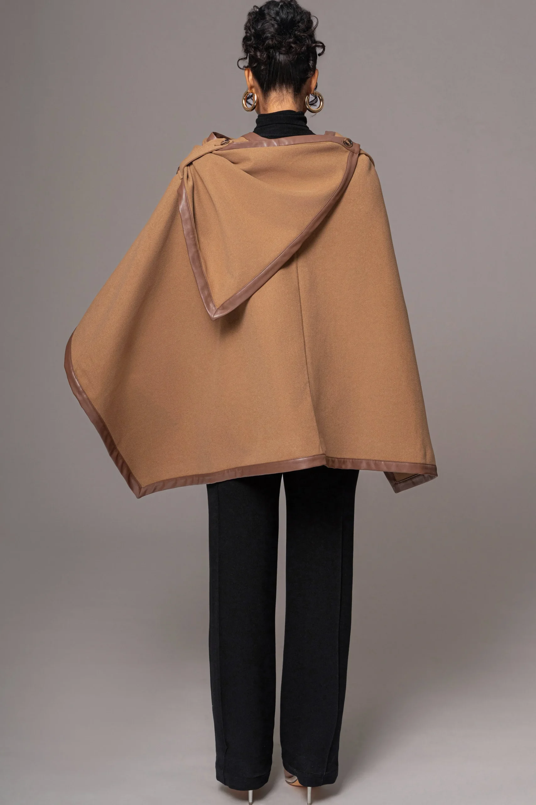 Camel Felt And Faux Leather Shawl*JLUXLABEL Online