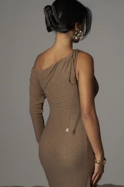 Chocolate Odelia Crinkled Maxi Dress*JLUXLABEL Fashion