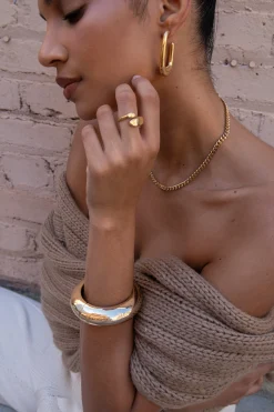 Gold Tribute Ring*JLUXLABEL Clearance